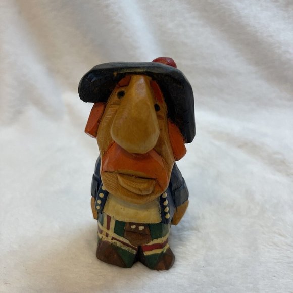 RARE Vintage Donald Corr Carved Scottish Figure Painted Primitive Folk Art 3.5” - Picture 1 of 8